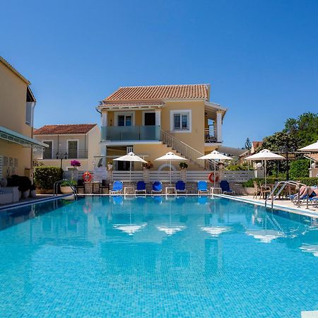 Solaris Methea- Luxury Central Villa By The Castle Kassiopi Bagian luar foto