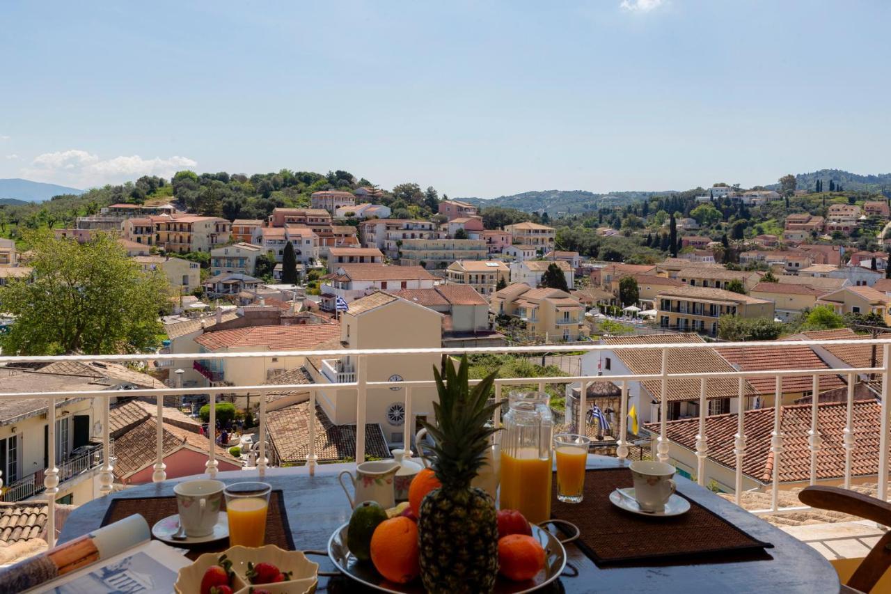 Solaris Methea- Luxury Central Villa By The Castle Kassiopi Bagian luar foto